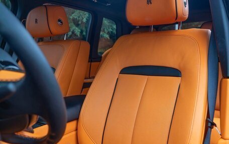 Rolls-Royce Cullinan, 2026 год, 51 300 000 рублей, 17 фотография