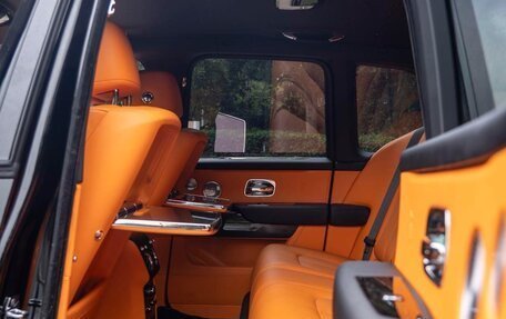 Rolls-Royce Cullinan, 2026 год, 51 300 000 рублей, 18 фотография