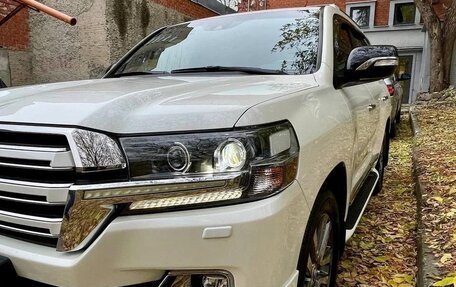 Toyota Land Cruiser 200, 2017 год, 8 500 000 рублей, 12 фотография