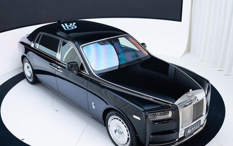 Rolls-Royce Phantom VIII, 2023 год, 48 000 000 рублей, 4 фотография
