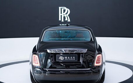 Rolls-Royce Phantom VIII, 2023 год, 48 000 000 рублей, 11 фотография