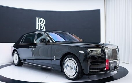 Rolls-Royce Phantom VIII, 2023 год, 48 000 000 рублей, 5 фотография