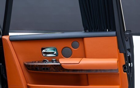 Rolls-Royce Phantom VIII, 2023 год, 48 000 000 рублей, 21 фотография