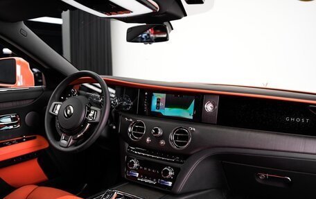 Rolls-Royce Ghost Series II рестайлинг, 2025 год, 44 000 000 рублей, 8 фотография