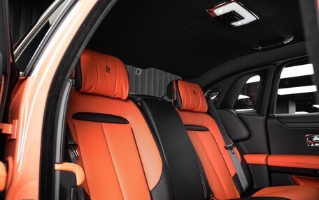 Rolls-Royce Ghost Series II рестайлинг, 2025 год, 44 000 000 рублей, 21 фотография