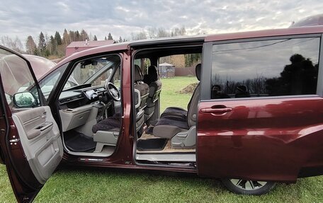 Honda Stepwgn IV рестайлинг, 2015 год, 2 050 000 рублей, 14 фотография