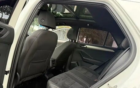 Volkswagen T-Roc I, 2023 год, 1 574 000 рублей, 14 фотография