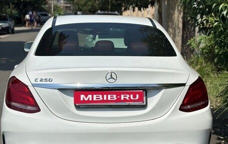 Mercedes-Benz C-Класс, 2016 год, 2 600 000 рублей, 3 фотография