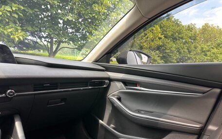 Mazda 3, 2023 год, 1 350 000 рублей, 14 фотография