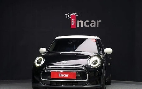 MINI Hatch, 2022 год, 1 690 000 рублей, 3 фотография