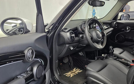 MINI Hatch, 2022 год, 1 690 000 рублей, 15 фотография