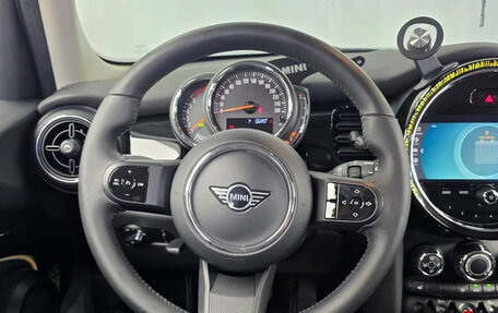 MINI Hatch, 2022 год, 1 690 000 рублей, 19 фотография