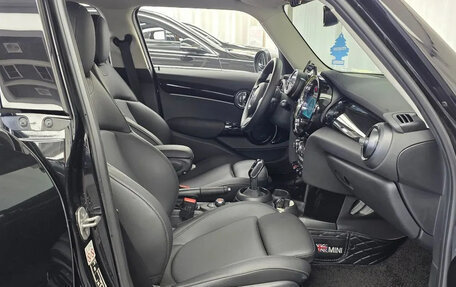 MINI Hatch, 2022 год, 1 690 000 рублей, 17 фотография