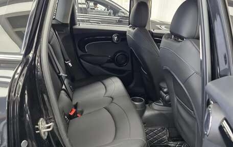 MINI Hatch, 2022 год, 1 690 000 рублей, 18 фотография