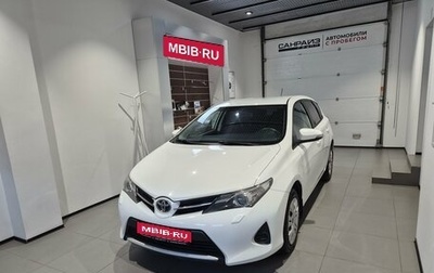 Toyota Auris II, 2014 год, 1 049 000 рублей, 1 фотография