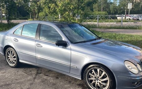 Mercedes-Benz E-Класс, 2004 год, 799 999 рублей, 1 фотография