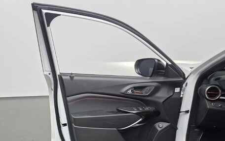 Chevrolet Trax, 2023 год, 1 347 000 рублей, 10 фотография