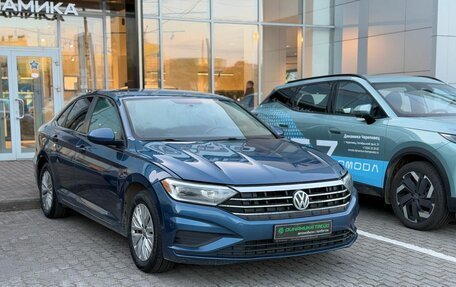 Volkswagen Jetta VII, 2018 год, 1 729 000 рублей, 3 фотография