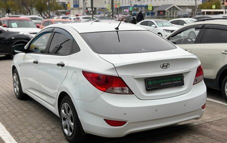 Hyundai Solaris II рестайлинг, 2013 год, 682 000 рублей, 8 фотография