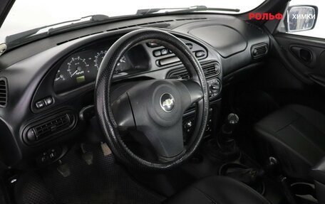 Chevrolet Niva I рестайлинг, 2018 год, 710 000 рублей, 7 фотография