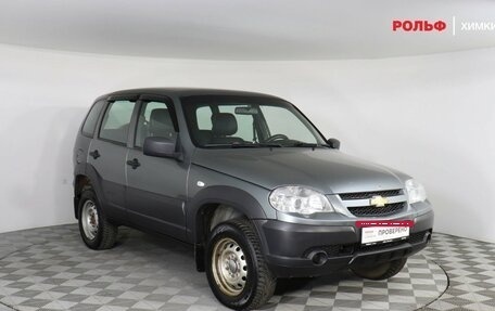 Chevrolet Niva I рестайлинг, 2018 год, 710 000 рублей, 3 фотография