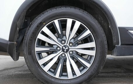 Mitsubishi Outlander III рестайлинг 3, 2021 год, 2 770 000 рублей, 11 фотография