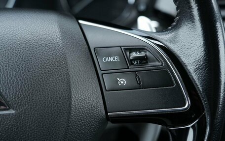 Mitsubishi Outlander III рестайлинг 3, 2021 год, 2 770 000 рублей, 16 фотография