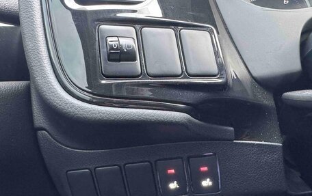 Mitsubishi Outlander III рестайлинг 3, 2022 год, 1 730 000 рублей, 17 фотография