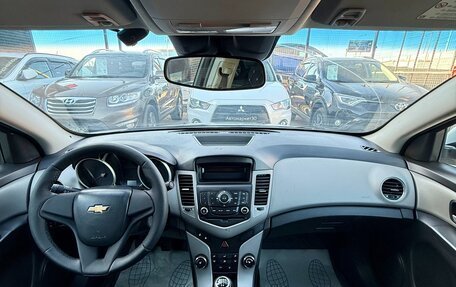 Chevrolet Cruze II, 2011 год, 679 990 рублей, 9 фотография