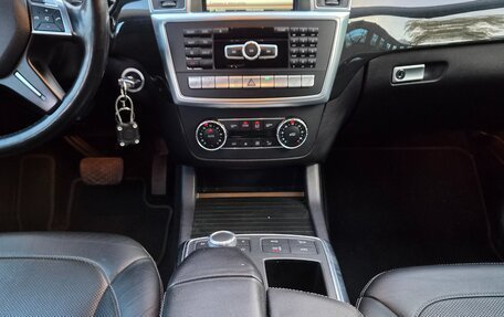Mercedes-Benz GL-Класс, 2015 год, 2 950 000 рублей, 4 фотография