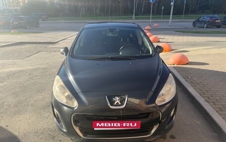Peugeot 308 II, 2011 год, 320 000 рублей, 1 фотография