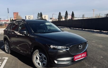 Mazda CX-5 II, 2019 год, 2 400 000 рублей, 2 фотография