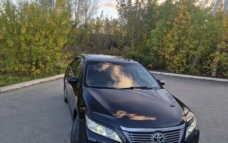 Toyota Camry, 2011 год, 1 560 000 рублей, 2 фотография