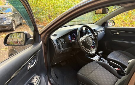 KIA Rio IV, 2018 год, 1 330 000 рублей, 9 фотография