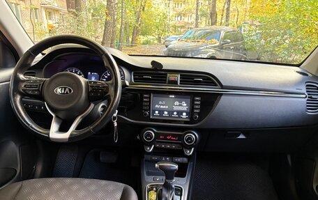 KIA Rio IV, 2018 год, 1 330 000 рублей, 10 фотография
