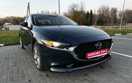 Mazda 3, 2021 год, 2 990 000 рублей, 10 фотография