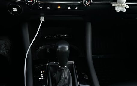 Mazda 3, 2021 год, 2 990 000 рублей, 21 фотография