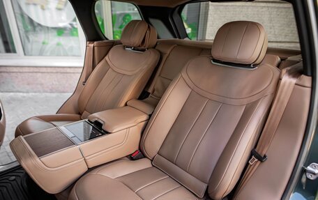 Land Rover Range Rover IV рестайлинг, 2023 год, 17 990 000 рублей, 18 фотография