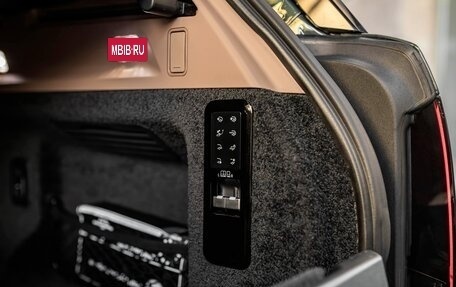 Land Rover Range Rover IV рестайлинг, 2023 год, 17 990 000 рублей, 20 фотография