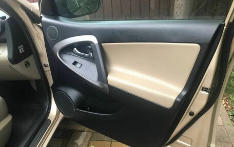 Toyota RAV4, 2010 год, 1 340 000 рублей, 9 фотография