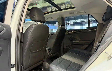 Volkswagen T-Roc I, 2023 год, 1 490 000 рублей, 20 фотография