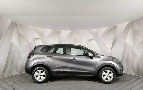 Renault Kaptur I рестайлинг, 2017 год, 817 000 рублей, 6 фотография