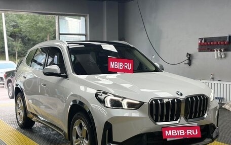 BMW X1, 2023 год, 3 000 001 рублей, 3 фотография
