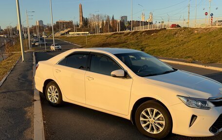 Toyota Camry, 2015 год, 1 750 000 рублей, 3 фотография