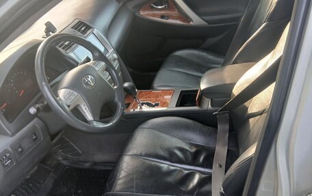 Toyota Camry, 2011 год, 1 300 000 рублей, 6 фотография