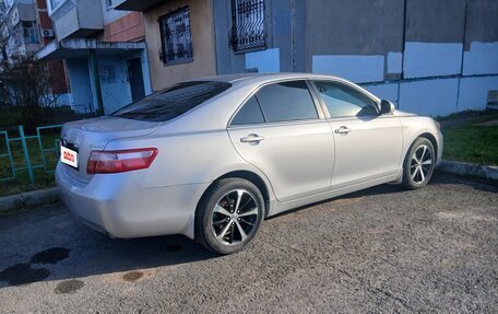 Toyota Camry, 2011 год, 1 300 000 рублей, 4 фотография