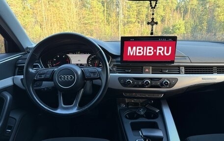 Audi A4, 2020 год, 2 900 000 рублей, 10 фотография