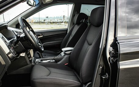SsangYong Kyron I, 2013 год, 1 070 000 рублей, 11 фотография