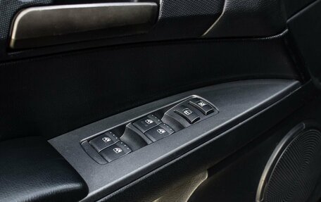 SsangYong Kyron I, 2013 год, 1 070 000 рублей, 18 фотография