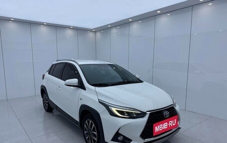 Toyota Yaris XP150 рестайлинг, 2022 год, 980 000 рублей, 8 фотография